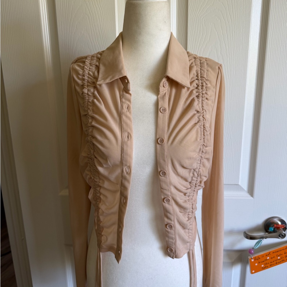 NWT French Kiss Beige Ruched Button-Down Shirt size large
